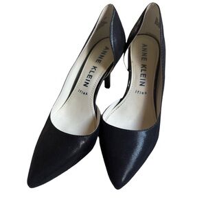 Anne Klein iFlex Classic Black Heels